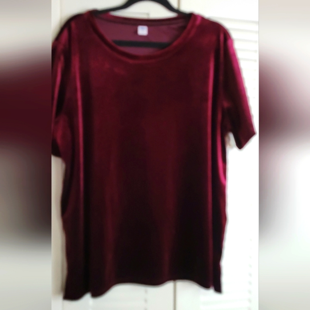 Old Navy Burgundy Soft Velour Short Sleeve Crewneck T Shirt